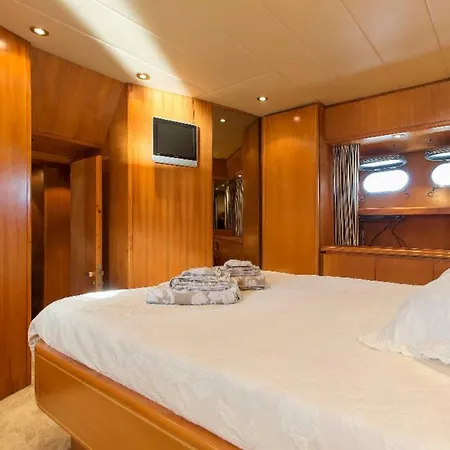 보트호텔 My Angelisa The Yacht *