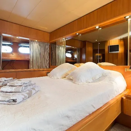 보트호텔 My Angelisa The Yacht